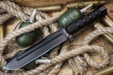 Нож для выживания Kizlyar Supreme Survivalist Z AUS-8 Black Titanium Serrated