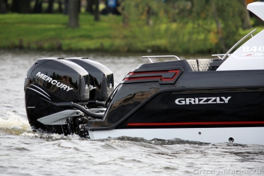 GRIZZLY 840 RACING