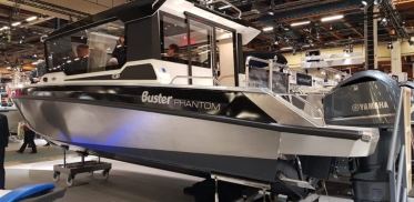 Катер Buster Phantom Cabin