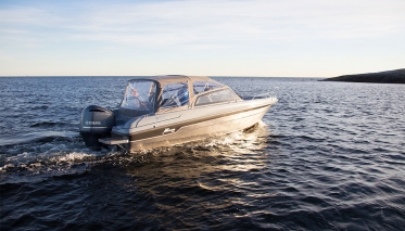 Моторная лодка Yamarin Cross 75 Bow Rider