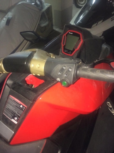 Гидроциклы Benelli, двигатели под ремонт, корпусы целые 