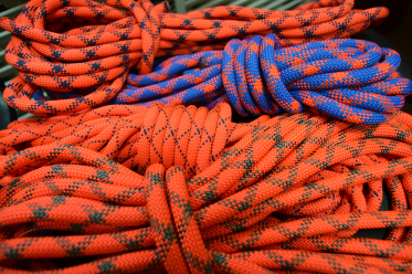 Верёвка страховочно-спасательная статическая «Шнур» Дзержинск с сердечником низкого растяжения, соответствует ГОСТ EN 1891-2014, 10мм